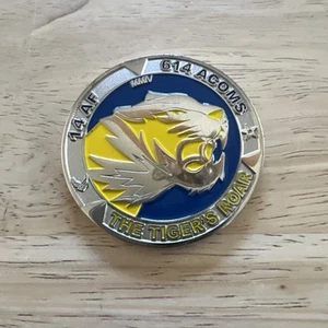 USAF 614th Air and Space Communications Squadron Tigers Roar Challenge Coin.#049 - Bild 1 von 12
