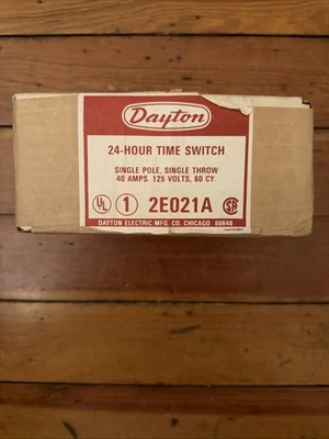 Interruptor de tiempo Dayton 2E021A 24 horas - 40 polo único tiro único 40AMP 125V Foto 1 de 2