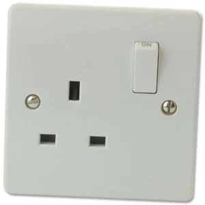 CCA605 CLICK Enchufe 1 Pasillo Interruptor - Imagen 1 de 1