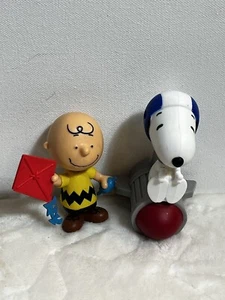 Charlie Brown Go Fly A Kite Figure & McDonald Toy 2018 Peanuts Snoopy Astronaut - Picture 1 of 17