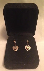 Vintage small Heart Dangle Gold Screwback Earrings Japan rhinestone Clip On - Picture 1 of 12