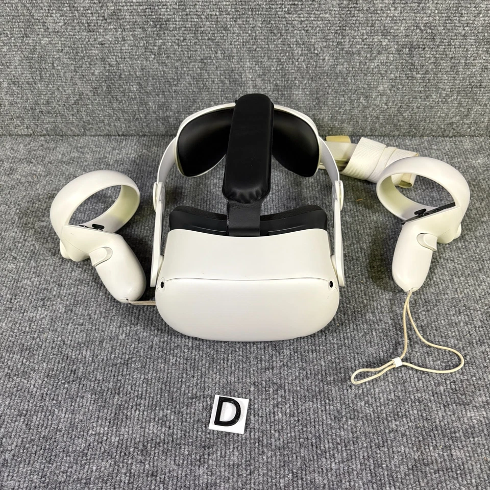 Oculus Meta Quest 2 All-in-One VR Gaming Headset White 64GB 2 Controllers Tested - Image 1 of 4