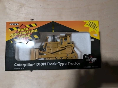 ERTL Caterpillar D10N Bulldozer Tipo de Oruga Tractor 1:50 Foto 1 de 2