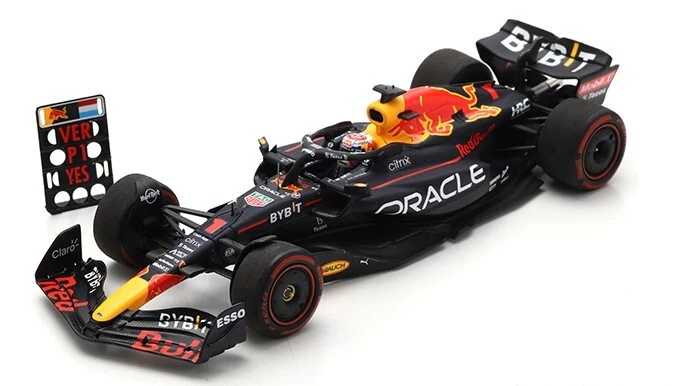 Spark Model RED BULL RB18 MAX VERSTAPPEN 2022 N.1 WINNER DUTCH GP 30th CAREER WI - Immagine 1 di 1