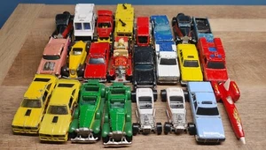Hot Wheels VINTAGE lot of 24 Cars will vary in age 69.73.74.76.77.78.79.80.82.83 - Picture 1 of 8