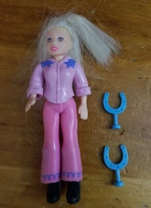 Polly Pocket Ride in Style Ranch Mini Figure & Clothing Horseshoes (Mattel 2002) - Picture 1 of 2