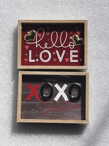 Valentines Day Love Wall Decor Self Standing Table Decor NWT - Picture 1 of 4