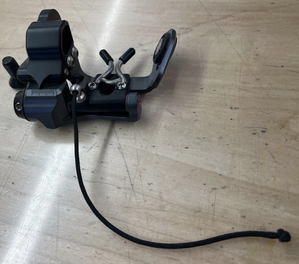 Mathews Convertible HD2 For Mathews Solocam Bows LEFT HANDED Great Condition - Image 1 of 4