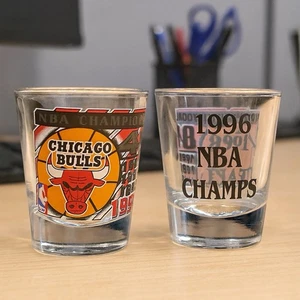 Juego de vasos de tiro Chicago Bulls 1996 campeones de la NBA era Michael Jordan - Imagen 1 de 3