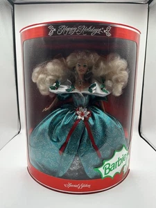 Barbie - Happy Holidays Special Edition Puppe (14123) - Bild 1 von 6