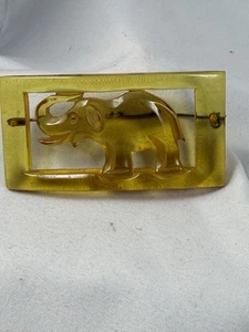 Vintage   Apple Juice Bakelite Brooch Pin Elephant Trunk Up - Picture 1 of 6