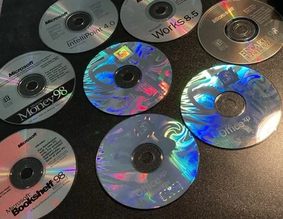 Microsoft Office Lot ~ 2002 XP Pro/Publisher/'98 Money,Works,Encarta,Bookshelf - Image 1 of 4