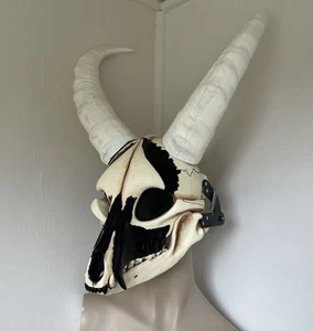 Custom Handmade Articulated Resin Goat Skull Masquerade Mask w/Glowing Horns - Bild 1 von 10