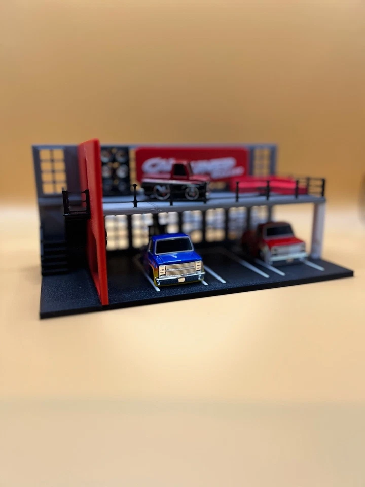 Garaje afinado coche impreso en 3D con accesorios Foto 1 de 2