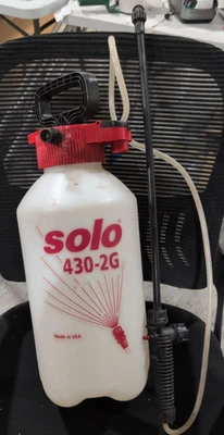 Pulverizador de granja y jardín Solo 430-2G de 2 galones con puntas de boquilla para varios Foto 1 de 4