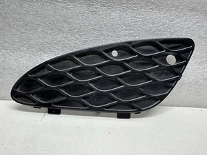 T40121 Never Used 03-06 Mercedes E Class Front Bumper Lower Side Grille Cover LH - Picture 1 of 6