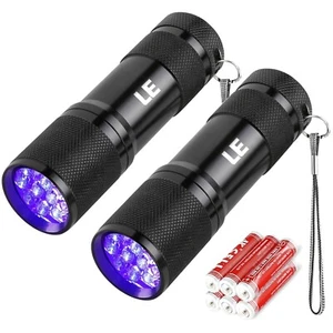 Handliche UV-Taschenlampe mit 6 AAA-Batterien - Robust und vielseitig einsetzbar - Bild 1 von 1