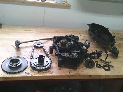 Arctic Cat Panther 440 2000 caja de cadena inversa mecánica refrigerada por aire Foto 1 de 4