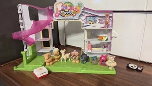 Shopkins Spielsets & Zubehör Konvolut mit 14 Kinderspielset - Bild 1 von 24