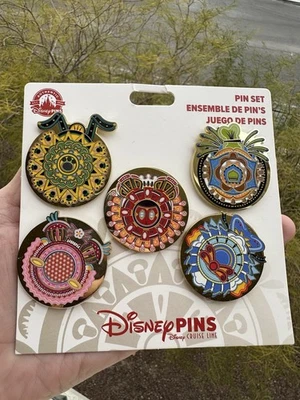 NUEVO Juego de 5 prendedores Disney Cruise Line 2025 Lookout Cay At Lighthouse Point Fab Foto 1 de 4