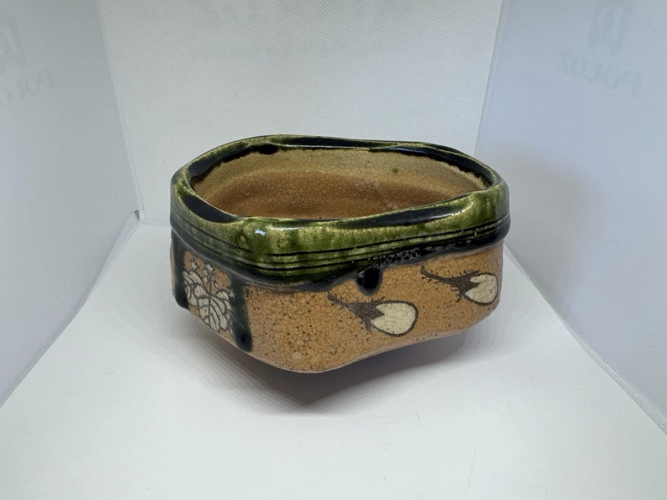 Tazón de té japonés vintage Oribe ceremonia de té estilo Chawan Kutsu Japón Yasoji? Foto 1 de 4