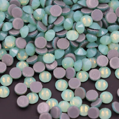 Piedras de imitación de cristal de pedrería Hot Fix hierro en respaldo plano piedras Hotfix transparentes Foto 1 de 4