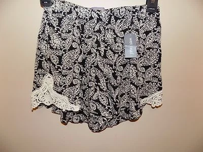 Pantalones Cortos para Mujer Wet Seal Boom Boom Negro Blanco Paisley Encaje Talla L NUEVO Foto 1 de 3