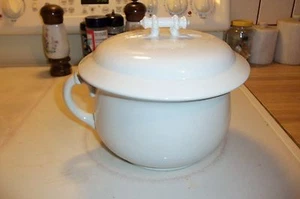 Vintage K. T. & K. Co. Porcelain Bowl Pot WITH Handle and Lid WITH HANDLE - Picture 1 of 6