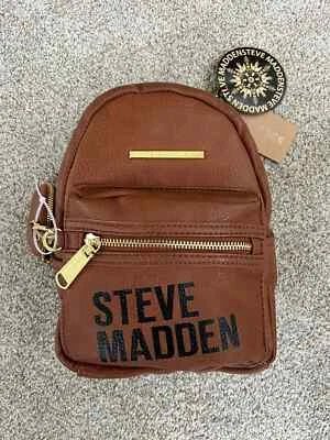 Bolso Mochila STEVE MADDEN Cuero Sintético Marrón NUEVO Con FUNDA Foto 1 de 4