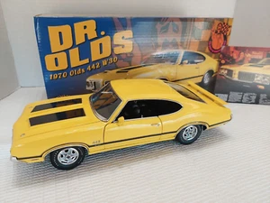 1/18 Acme Dr. Olds 1970 Oldsmobile 442 W-30 Yellow Part # A1805606 Release #2 - Picture 1 of 24