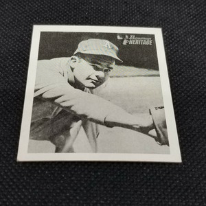 2001 Bowman Heritage Ferris Fain 1948 Mini Reprint #21 Philadelphi Athletics