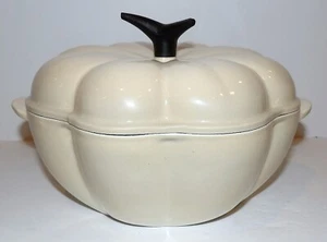 HTF LE CREUSET FRANCE DUNE ENAMELED CAST IRON 2.25 QUART PUMPKIN COCETTE - Picture 1 of 11