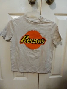 Old Navy Reese's Peanut Butter Cup Candy T-Shirt YOUTH Med (8) NWT - Picture 1 of 3