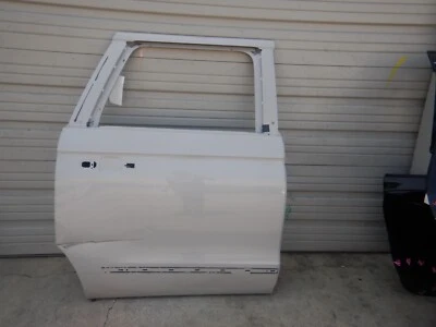 2018 至 2023 年林肯导航器 L 后侧门板外壳 原始设备制造商 — 第 1/4 张图片