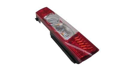 Conjunto de luz trasera izquierda Ram Promaster 3500 2023-2025 OEM 04725947AD Foto 1 de 4