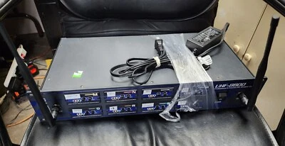 VocoPro UHF-8800 Professional 8 Channel UHF Wireless Microphone System  - Image 1 of 2