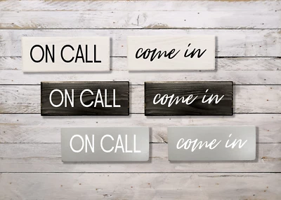 Letrero de madera minimalista hecho a mano de guardia negro, gris, blanco decoración de arte para el hogar  Foto 1 de 4