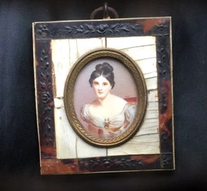 ESPECTACULAR RETRATO EN MINIATURA FIRMADO del siglo XIX PINTURA Pelo Marrón NIÑA - Imagen 1 de 9