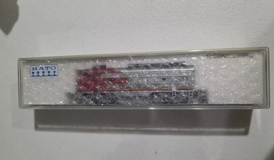 KATO 176-2121 EMD F7A AT&SF N Scale - Image 1 of 4