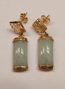 14K Gold Dangle Earrings Green Jadeite Jade Says Good Luck 1 1/8" Natural - Picture 1 of 10