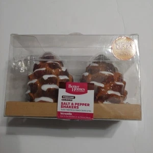 Better Homes NIB Ceramic Holiday Christmas Pine Cone Salt and Pepper Shakers - Picture 1 of 4