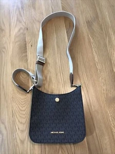 MK Michael Kors Briley Small Messenger Bag - Picture 1 of 12