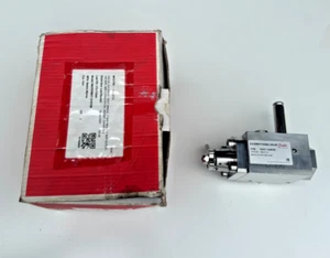 DANFOSS 2/2 DIRECTIONAL VALVE VDHT 1 EAM NC 180L0110 PORT - G - Picture 1 of 10