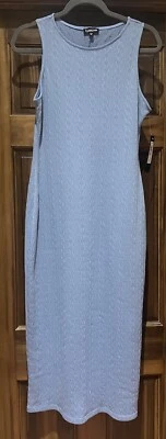 Vestido jeans Bebe crochê gola redonda sem mangas azul - Tamanho médio - Novo com etiquetas - Leia - Imagem 1 de 4