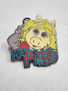 WDW Cast Lanyard Collection 4 - Muppets - Miss Piggy Disney Pin 41184 - Picture 1 of 3