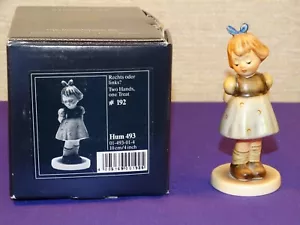 MI HUMMEL GOEBEL TWO HANDS ONE HEART FIGURINE #HUM 493 TMK 7 GERMANY MEMBERSHIP - Picture 1 of 6