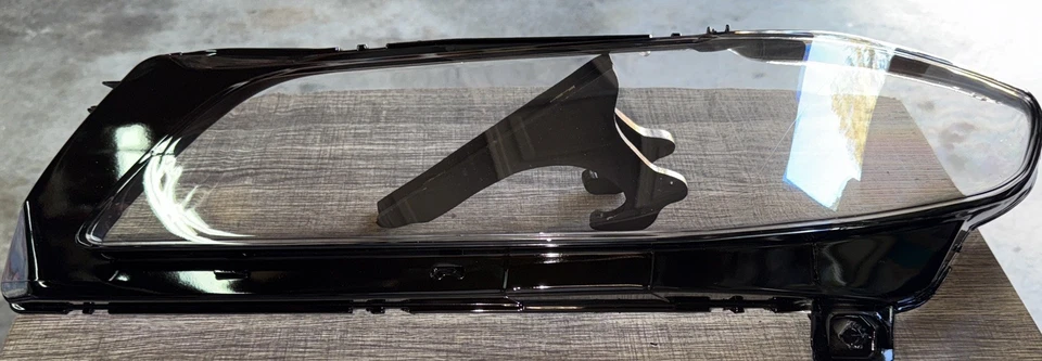 Par de cubiertas transparentes para lentes de faros para Lincoln Continental 2015-2020 Foto 1 de 2