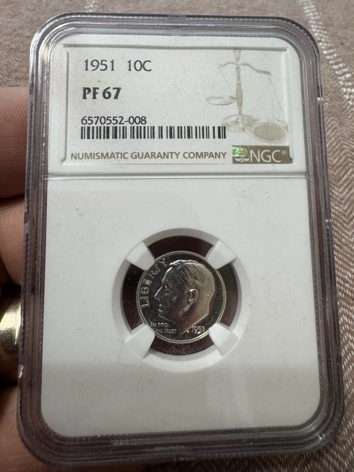 Hermosa moneda de diez centavos Roosevelt 1951 de prueba PF 67 inferior de colección. Foto 1 de 2