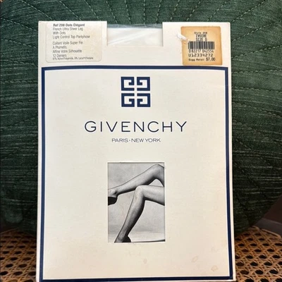 Новые нераспакованные винтажные французские колготки 80-х/90-х Givenchy цвета слоновой кости в горошек с ультратонким контролем сверху - Изображение 1 из 4