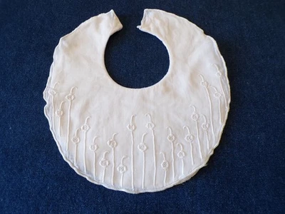 BAVOIR ANCIEN DENTELLE BRODERIE - Photo 1/3